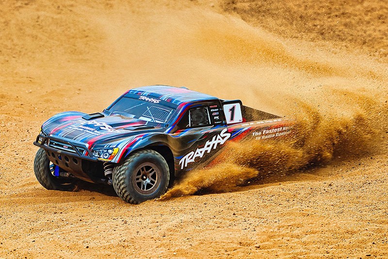 TRAXXAS 68154-4 SLASH 4X4 VXL 4WD